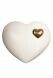 Urna en forma de corazón de madera de tilo blanca con pequeño corazón dorado