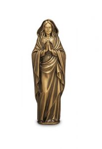 Escultura conmemorativa de María con manos juntas – hecha de bronce