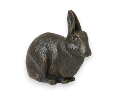 Urna para conejo en bronce antiguo